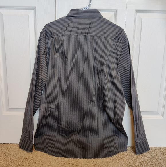 NEW Pierre Cardin Dress Shirt - Picture 3 of 6
